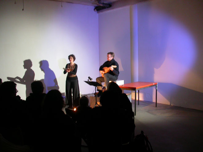 Cora Schmeiser & Marc Lewon, Tijdsreis van een Trobairitz, Half Juni, Rotterdam, foto © Arnold Schalks